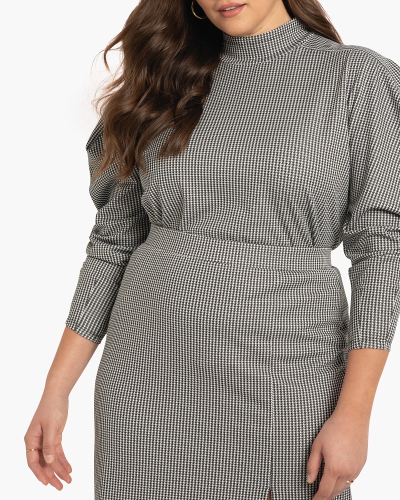 Front of plus size  by Eloquii | Dia&Co | dia_product_style_image_id:173148
